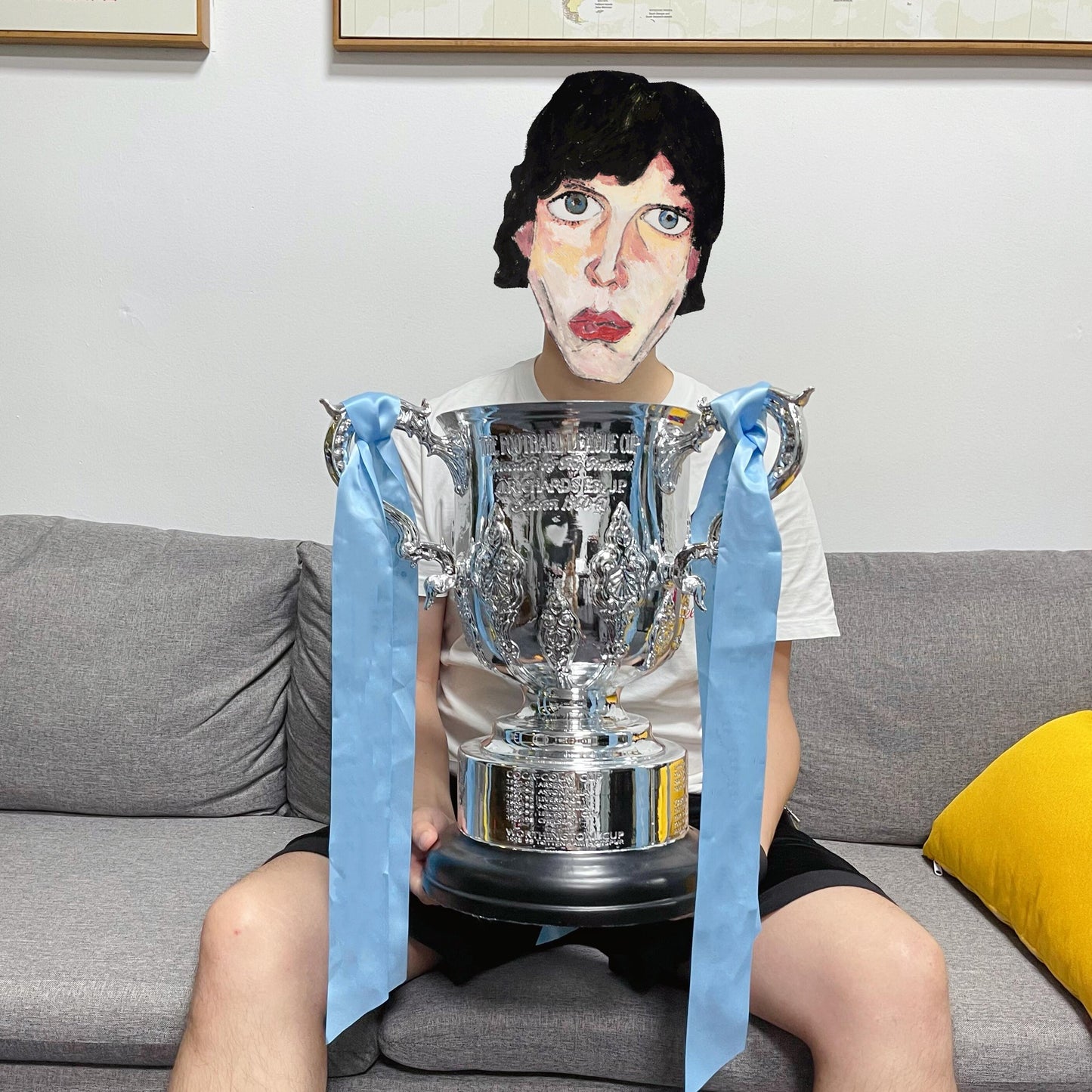 League Cup Carabao Cup Trophy(Only 42cm With 2024-25 Newcastle United Engraved On the Base) )