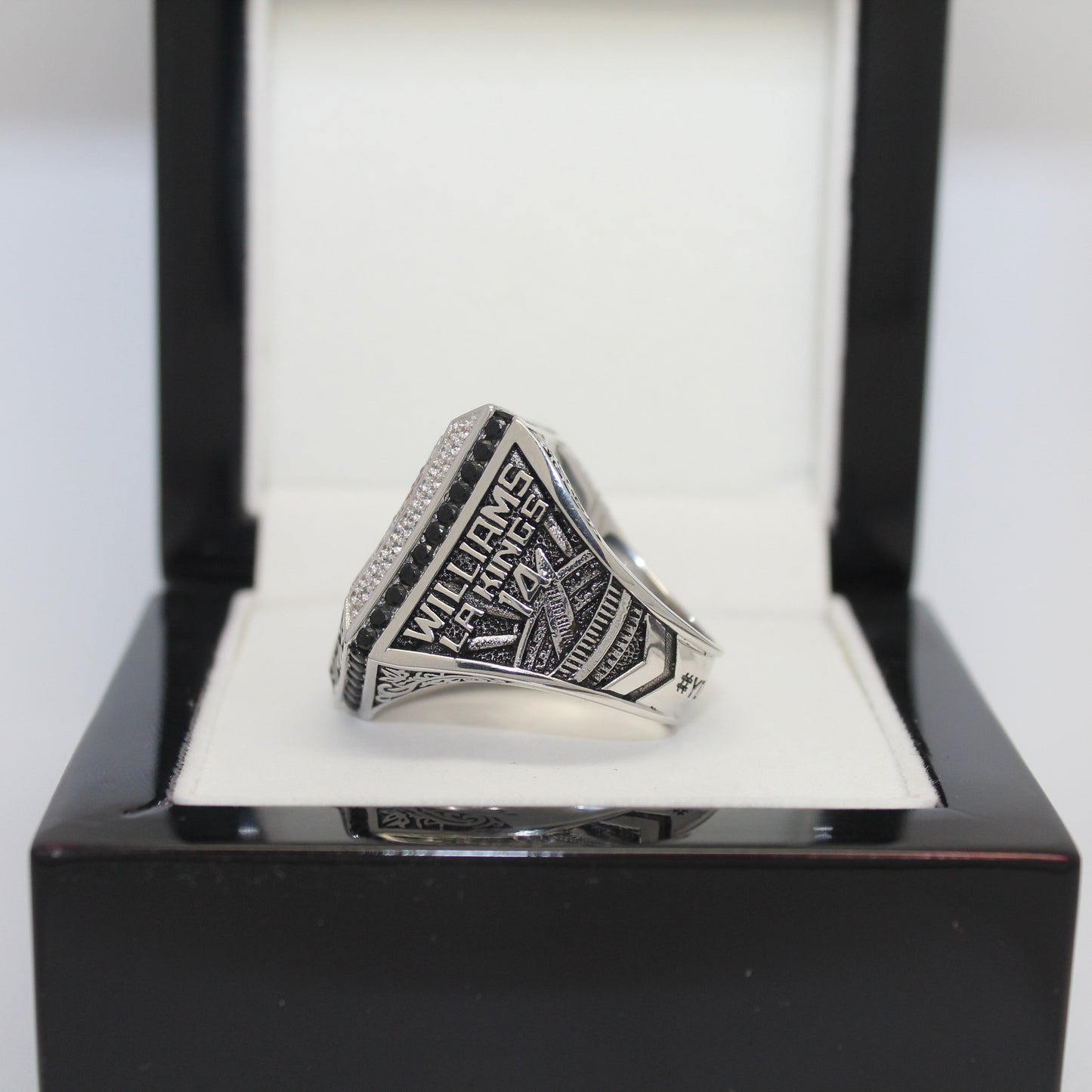 2014 Los Angeles Kings Stanley Cup Ring - Ultra Premium Series