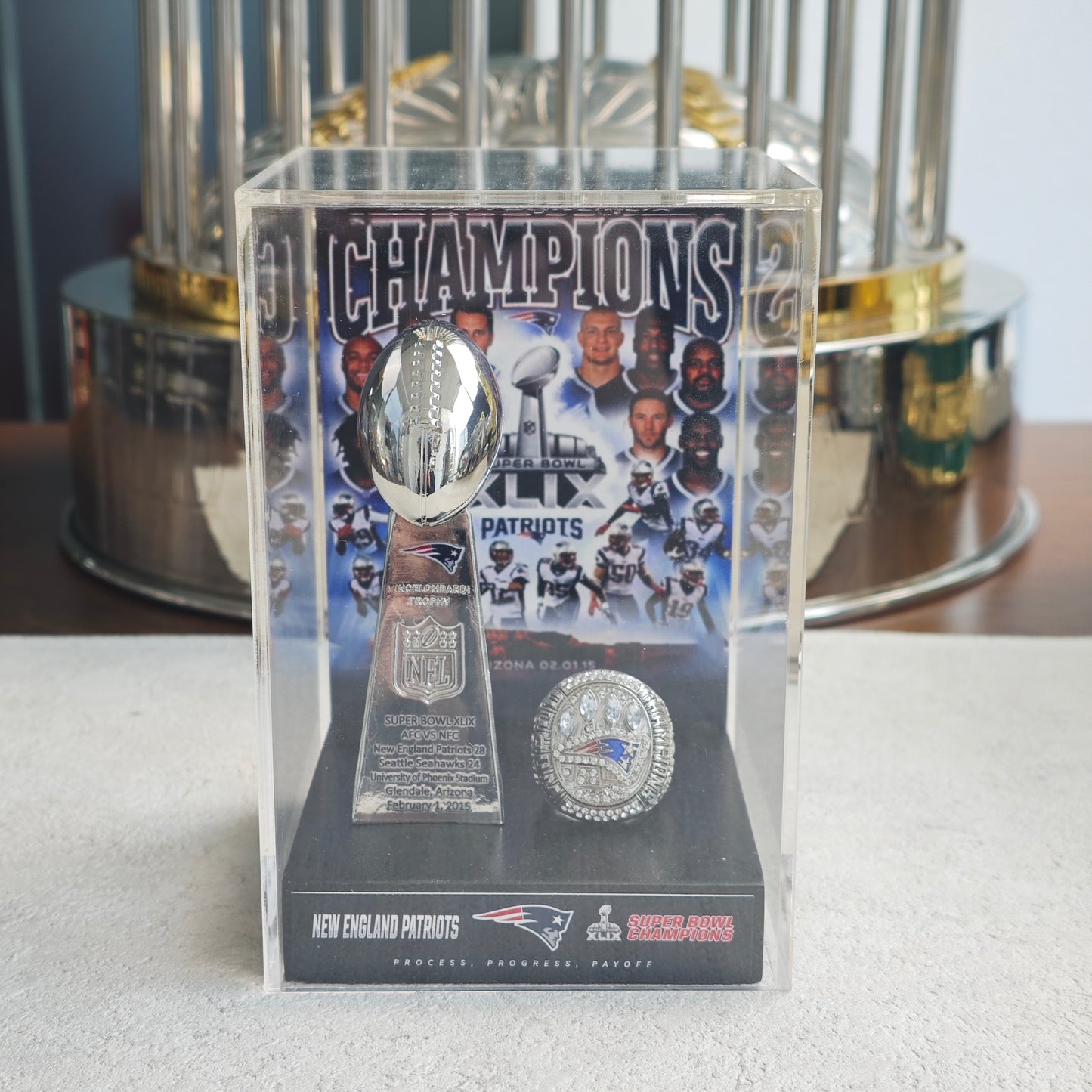2015 New England Patriots Super Bowl XLIX Championship Trophy Display Case