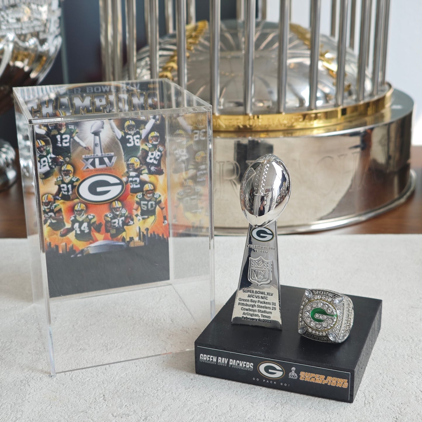 2011 Green Bay Packers Super Bowl XLV Championship Trophy Display Case
