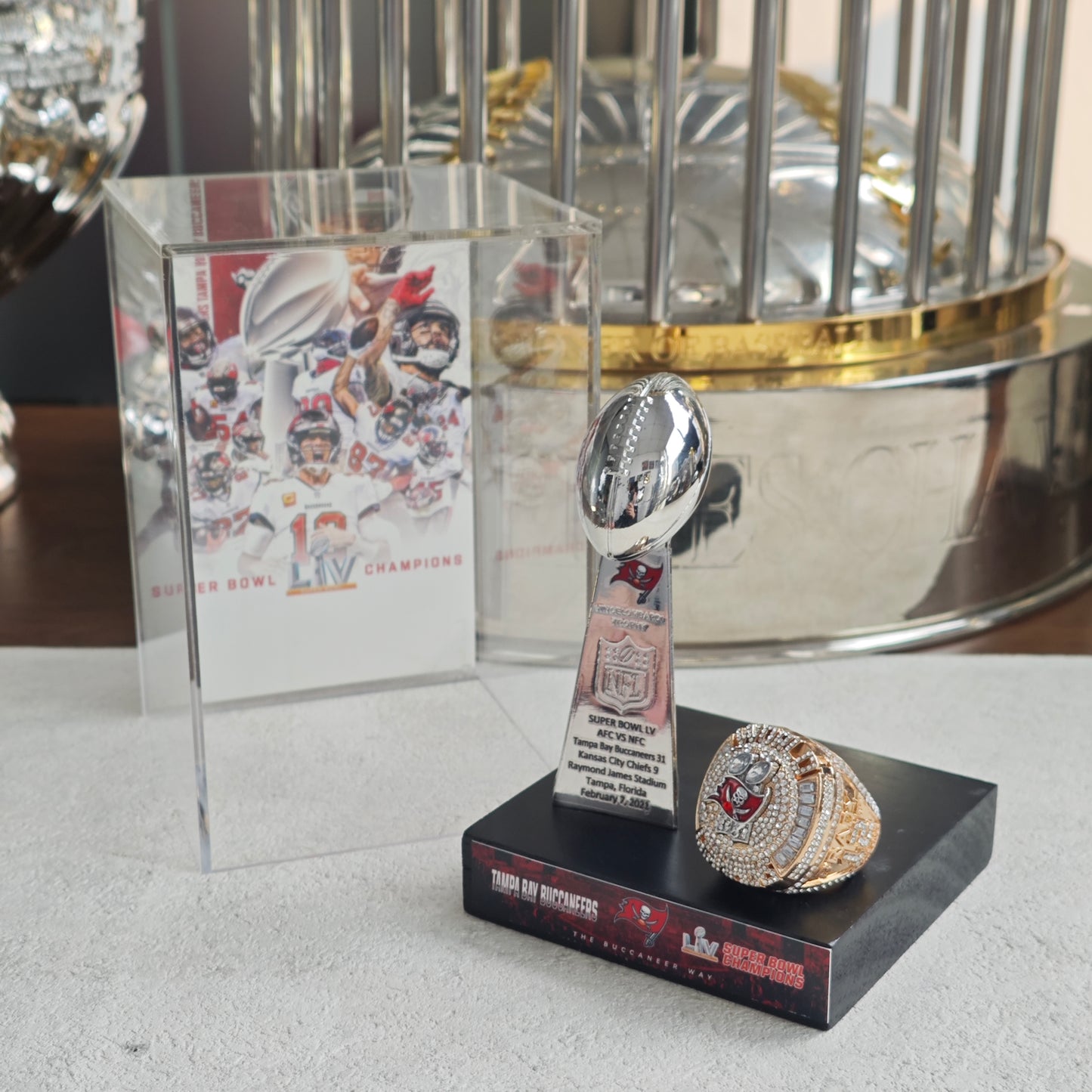 2021 Tampa Bay Buccaneers Super Bowl LV Championship Trophy Display Case