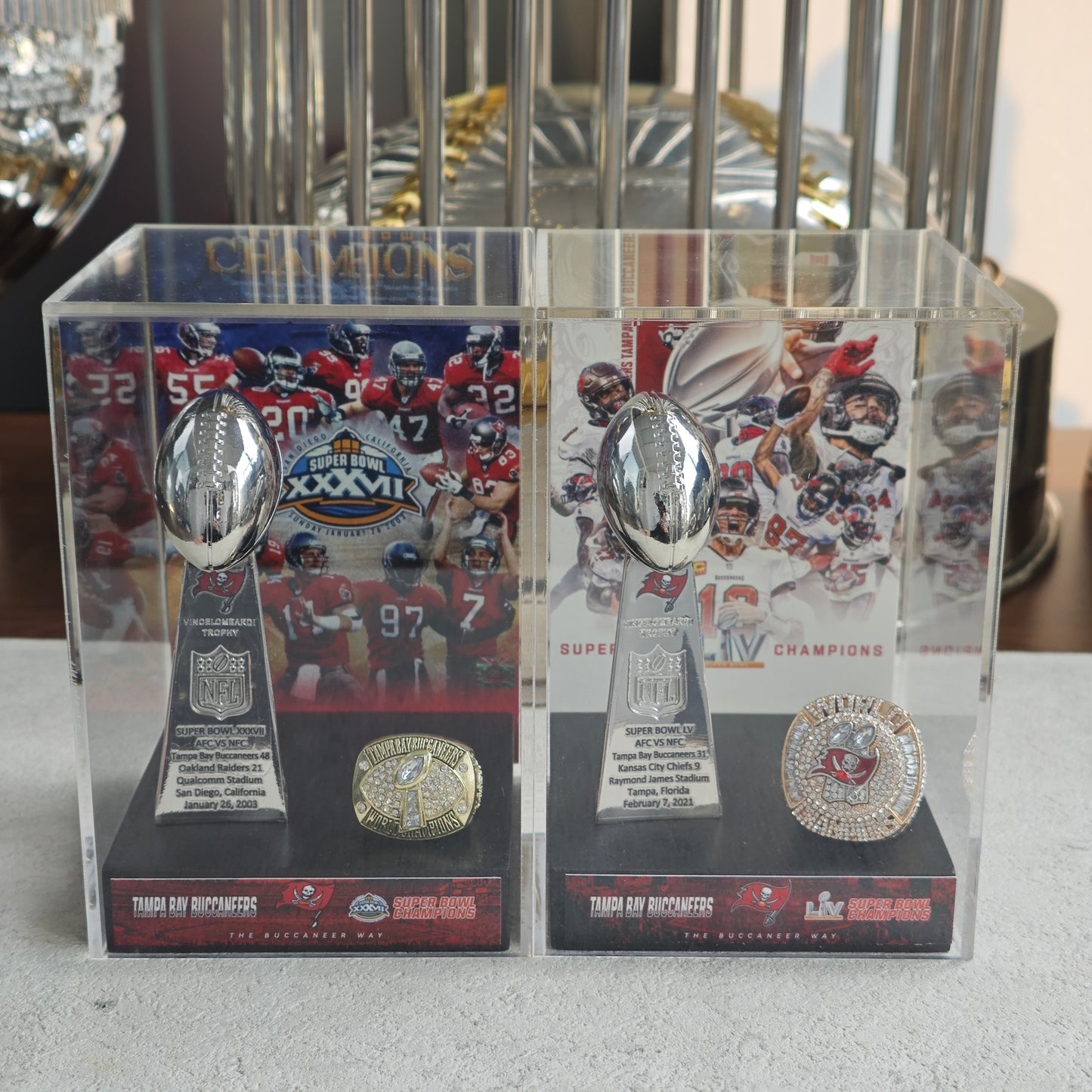 2021 Tampa Bay Buccaneers Super Bowl LV Championship Trophy Display Case