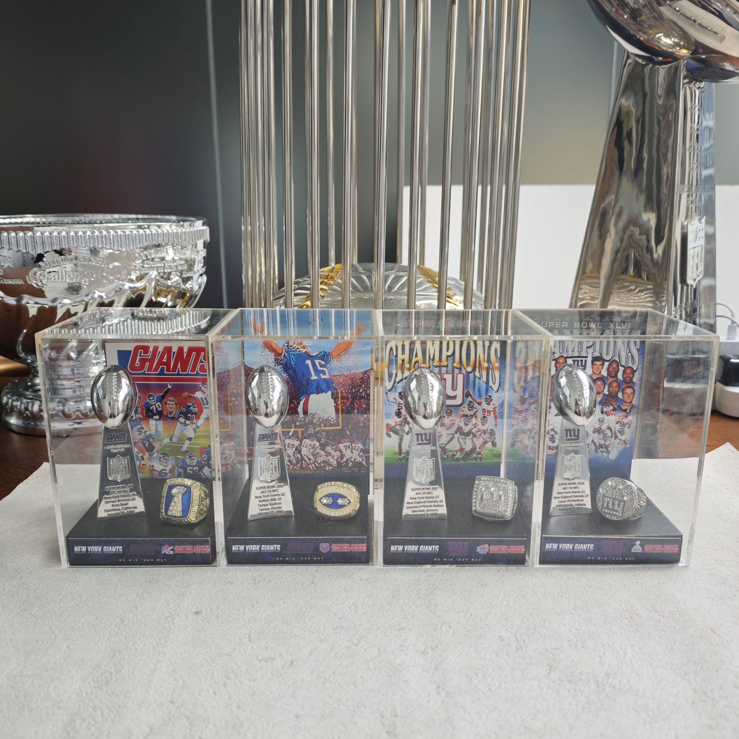2012 New York Giants Super Bowl XLVI Championship Trophy Display Case