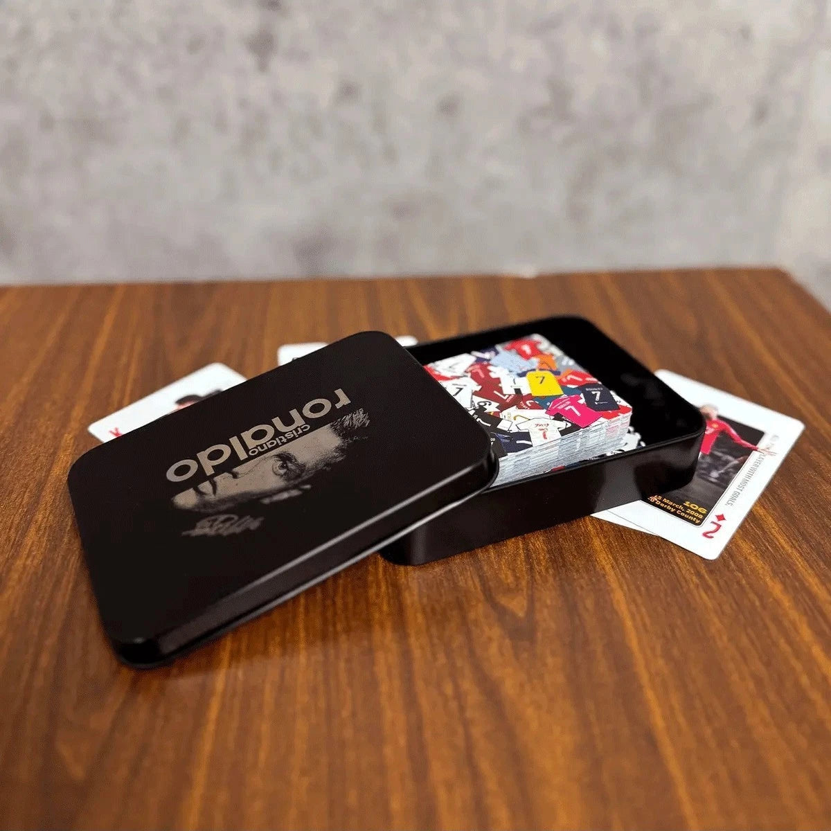 Cristiano Ronaldo's 900 Career Goals Commemorative Collection Poker Cards Collectible Cards