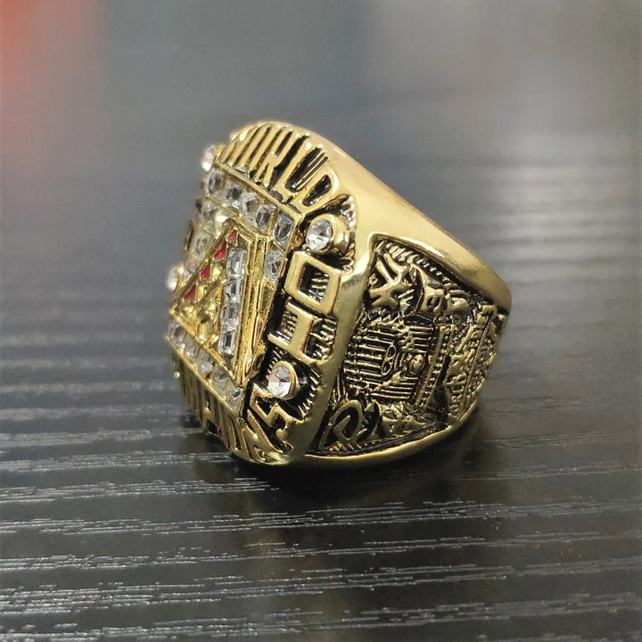 2001 Arizona Diamondbacks World Series Ring