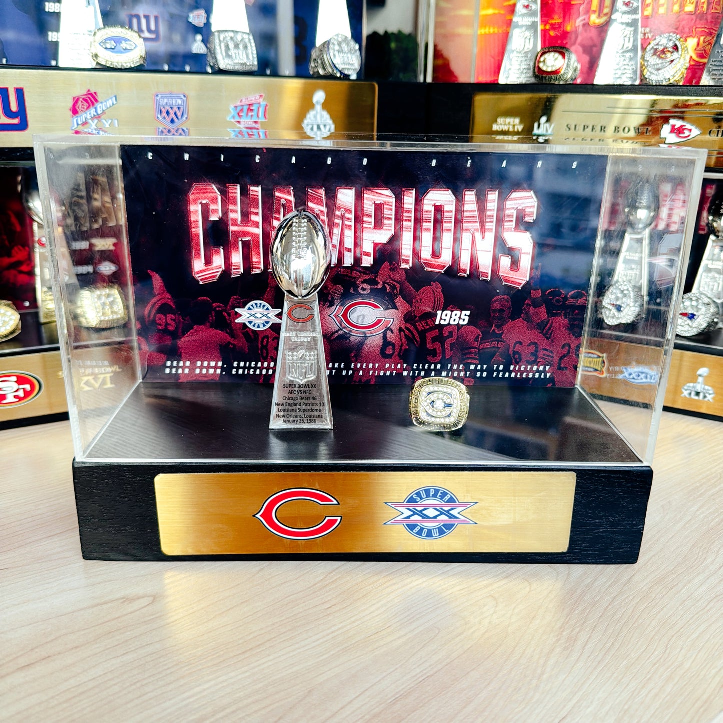 Chicago Bears Super Bowl Championship Trophy Ring Display Case