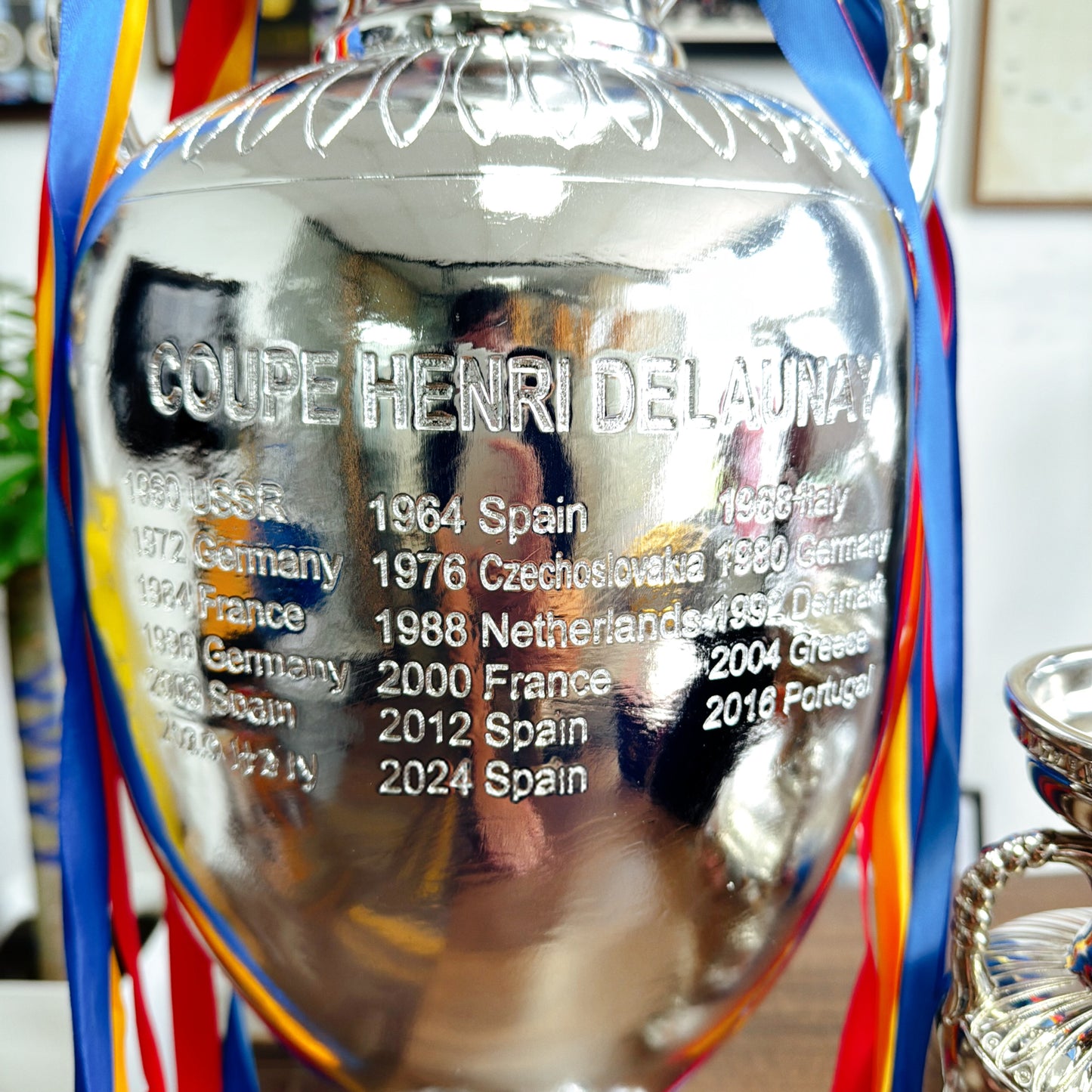 UEFA Euro Cup Trophy Henri Delaunay Cup(Indicate what ribbon you want)