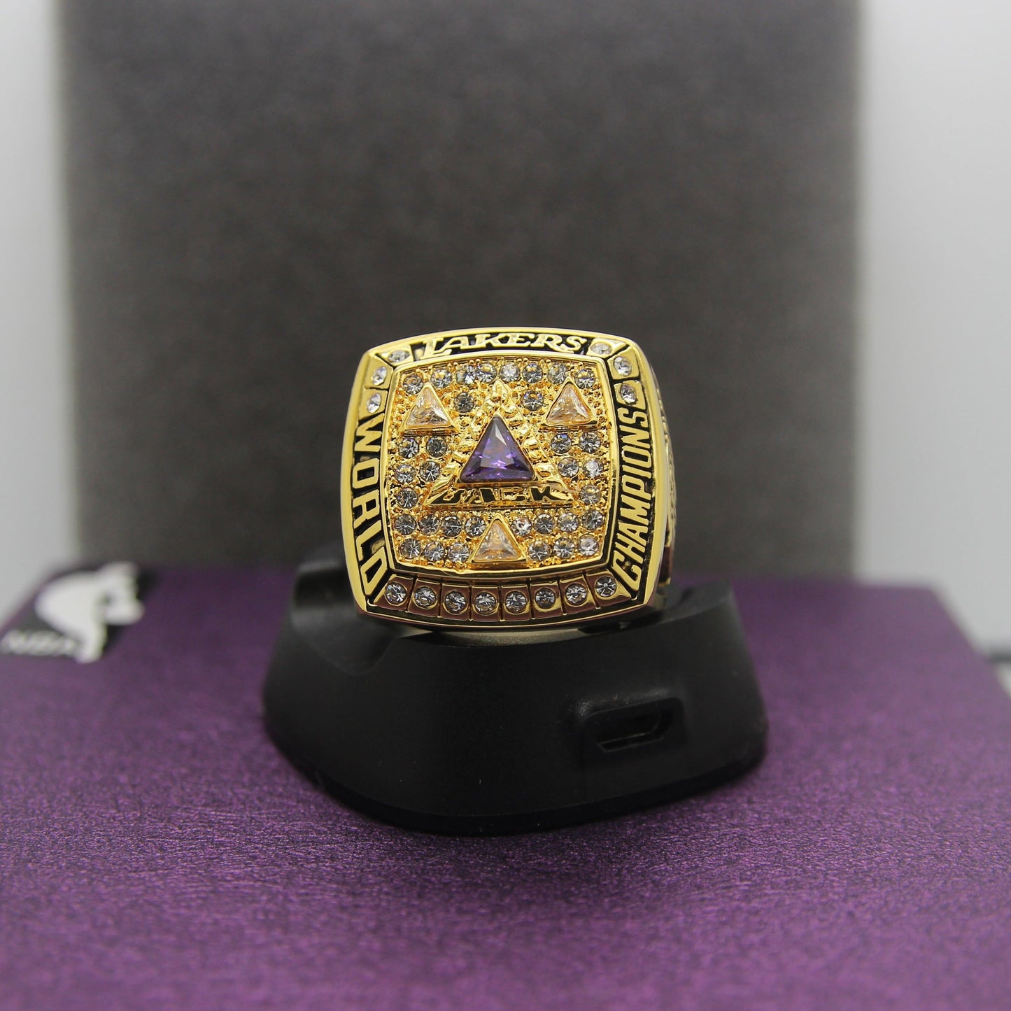 2002 Los Angeles Lakers Championship Ring