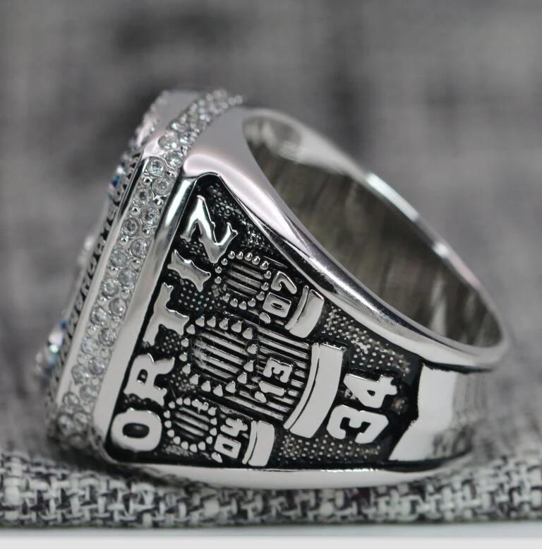 2013 Boston Red Sox World Series Championship Ring - Premium Series