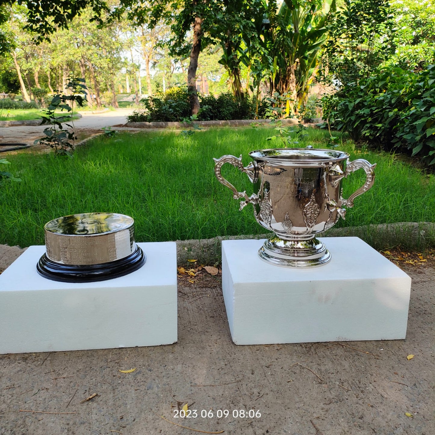 League Cup Carabao Cup Trophy(Only 42cm With 2024-25 Newcastle United  Engraved On the Base) )