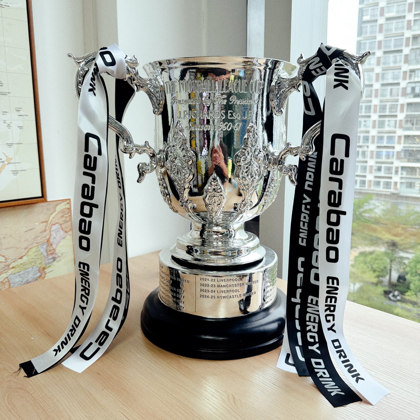 League Cup Carabao Cup Trophy(Only 42cm With 2024-25 Newcastle United  Engraved On the Base) )