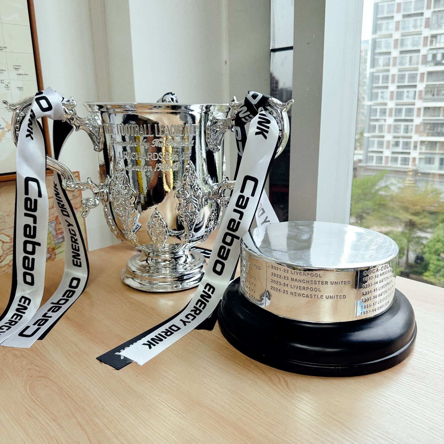 League Cup Carabao Cup Trophy(Only 42cm With 2024-25 Newcastle United  Engraved On the Base) )