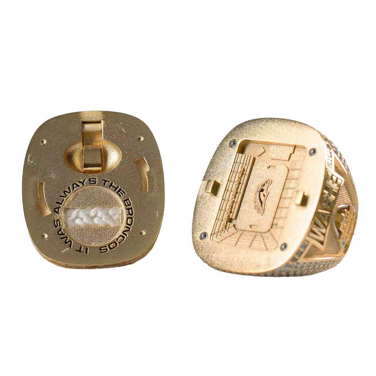 2025 Men's Ice Hockey National Championship Ring