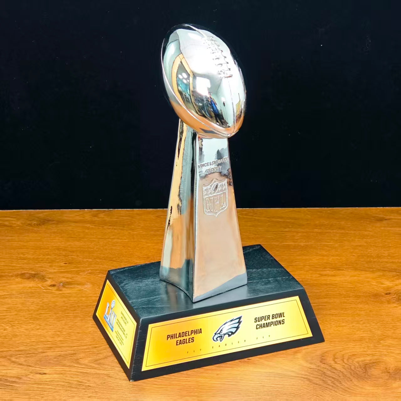 [NFL] Philadelphia Eagles Super Bowl champions With Wooden Base