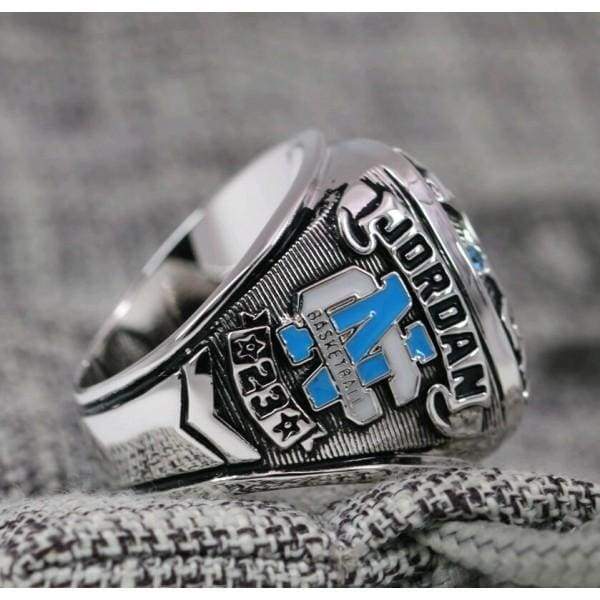 North Carolina Tar Heels College Basketball National Championship Ring (1982) - Premium Series