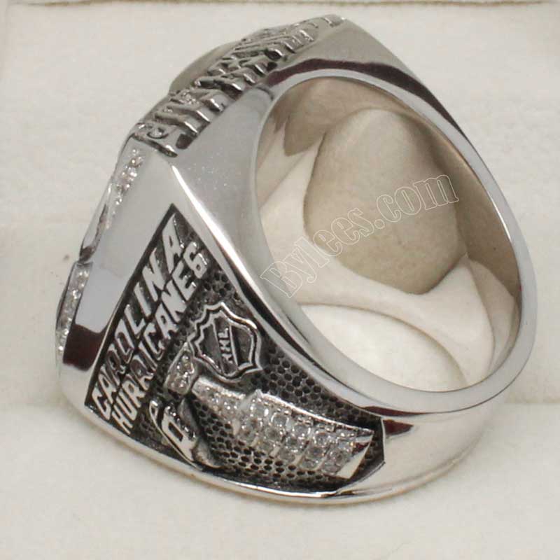 2006 Carolina Hurricanes Stanley Cup Ring