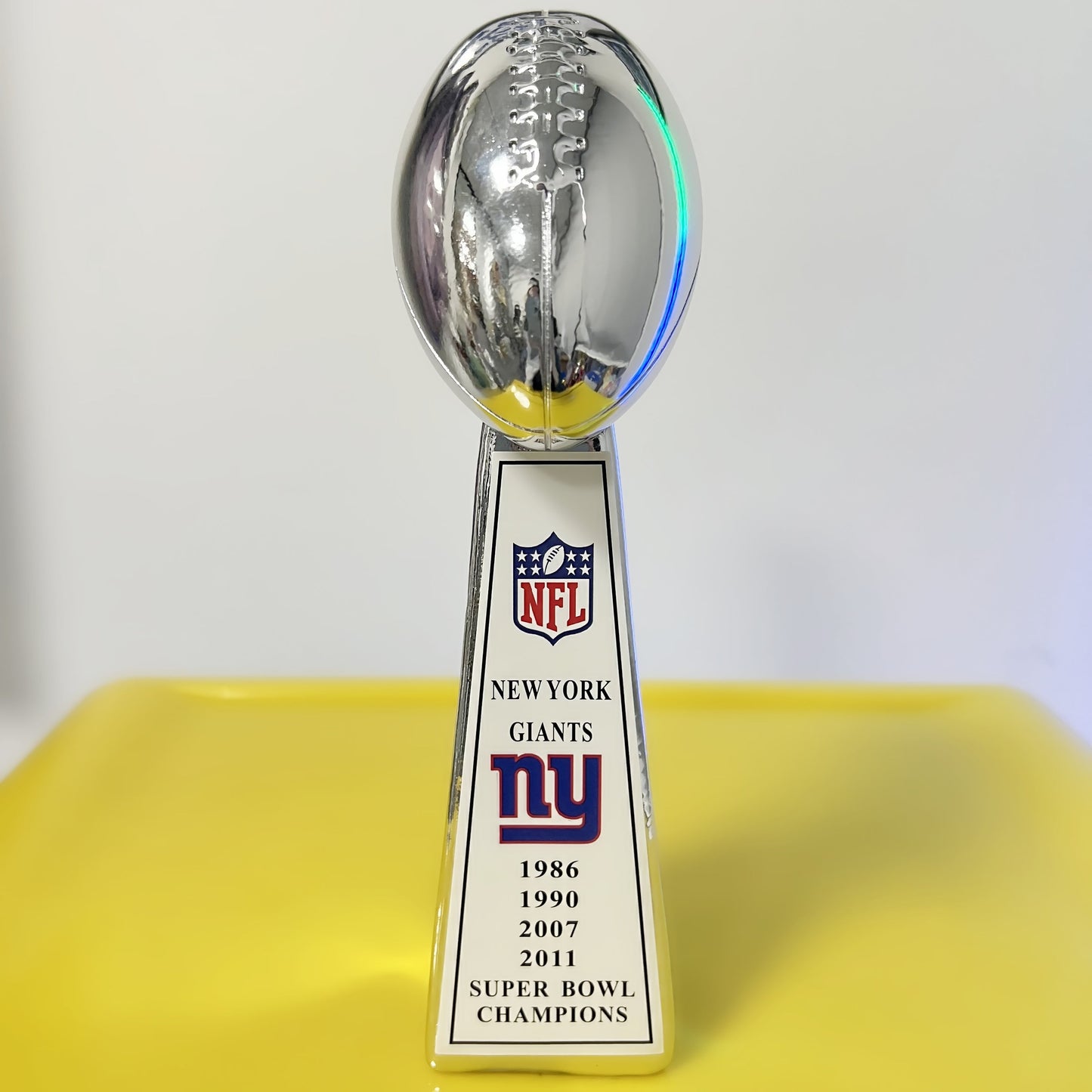 [NFL]New York Giants,2011/2007/1990/1986 Vince Lombardi ,  Super Bowl Championship Trophy Resin Version