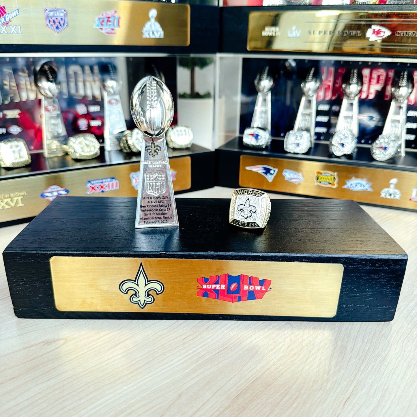 New Orleans Saints Super Bowl Championship Trophy Ring Display Case