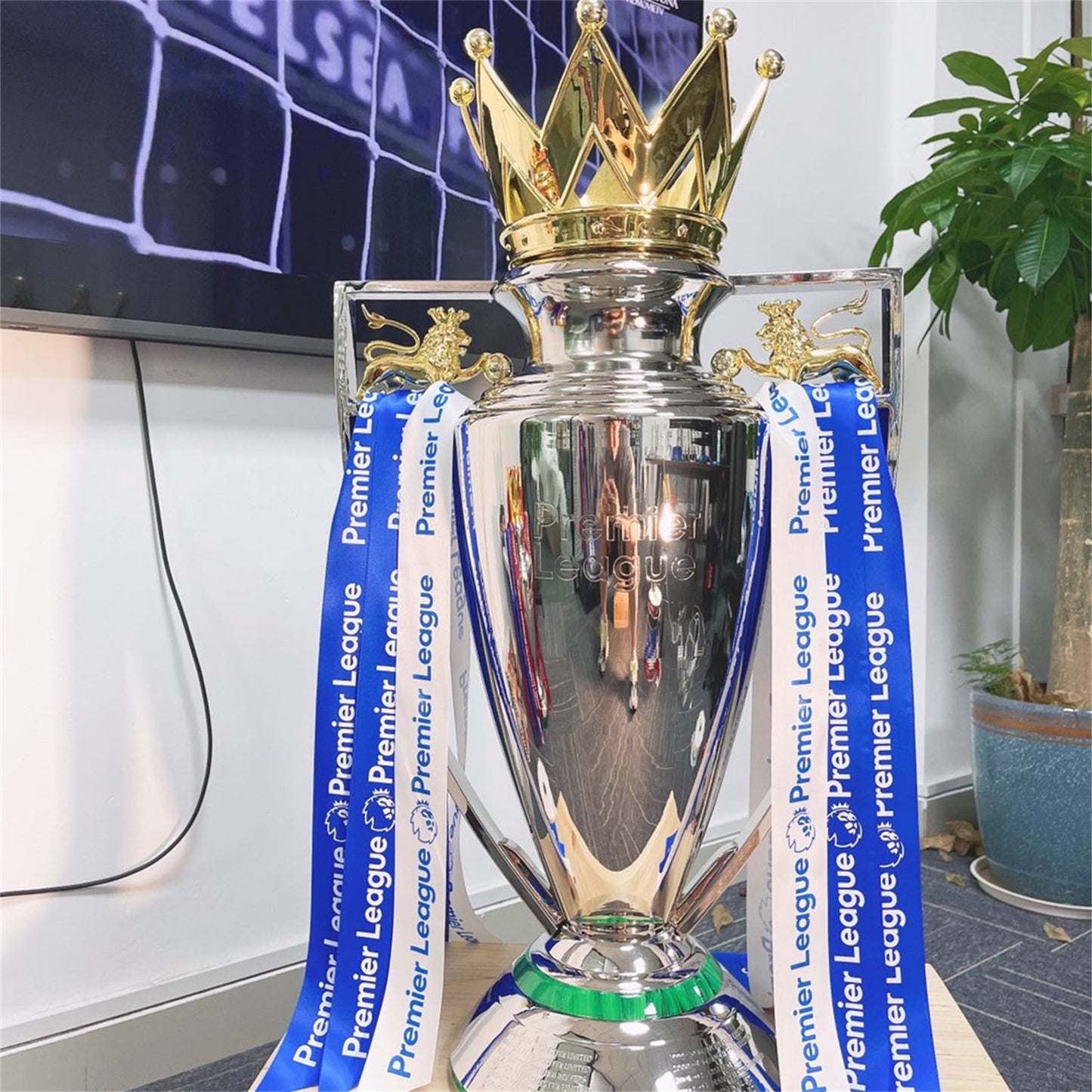 [Metal Version]Premier League Trophy (Indicate what ribbon you want)