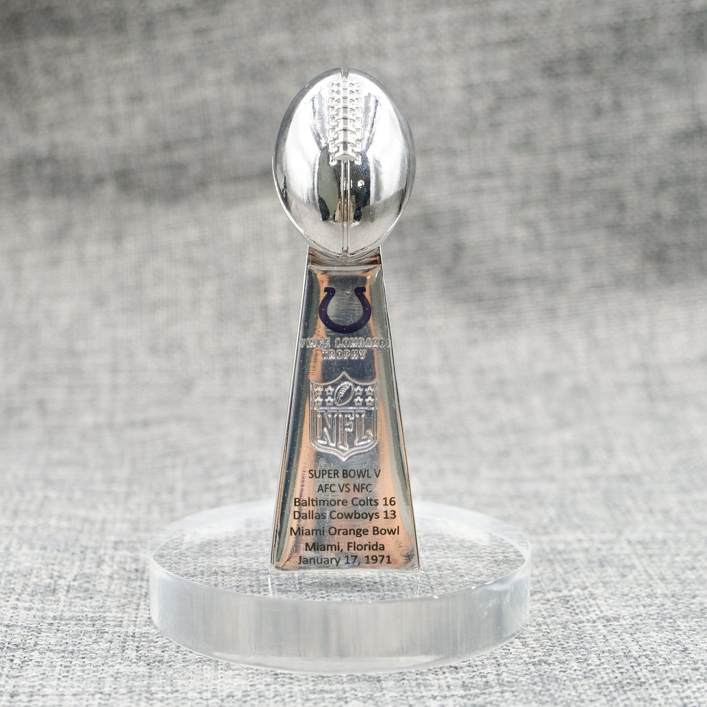 Indianapolis Colts Super Bowl Trophy Team Logo