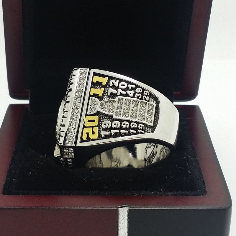 2011 Boston Bruins Stanley Cup Ring