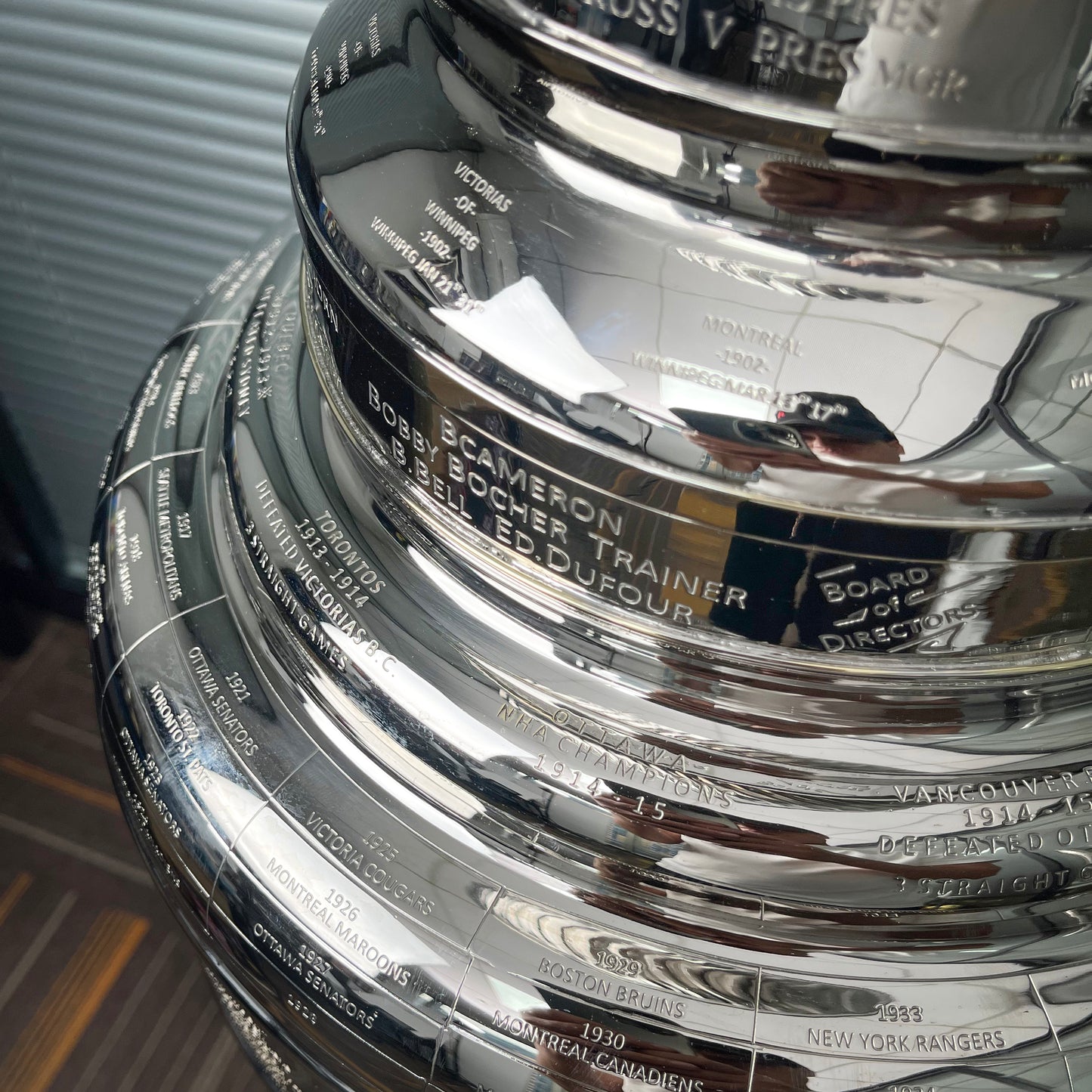 [Metal Version--90cm Height]NHL Stanley Cup Trophy  Full Size With All Champions Engraved Free Shipping