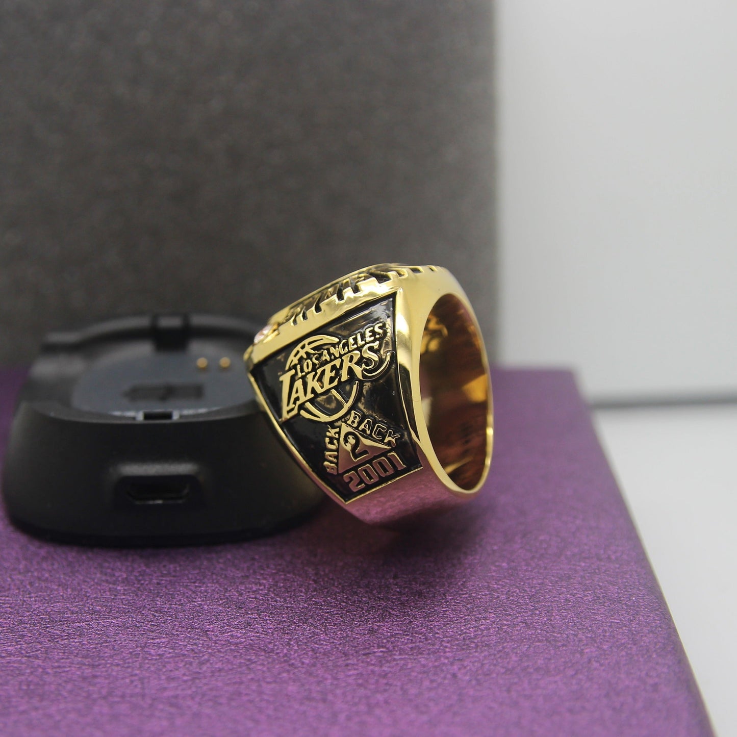 2001 Los Angeles Lakers Championship Ring