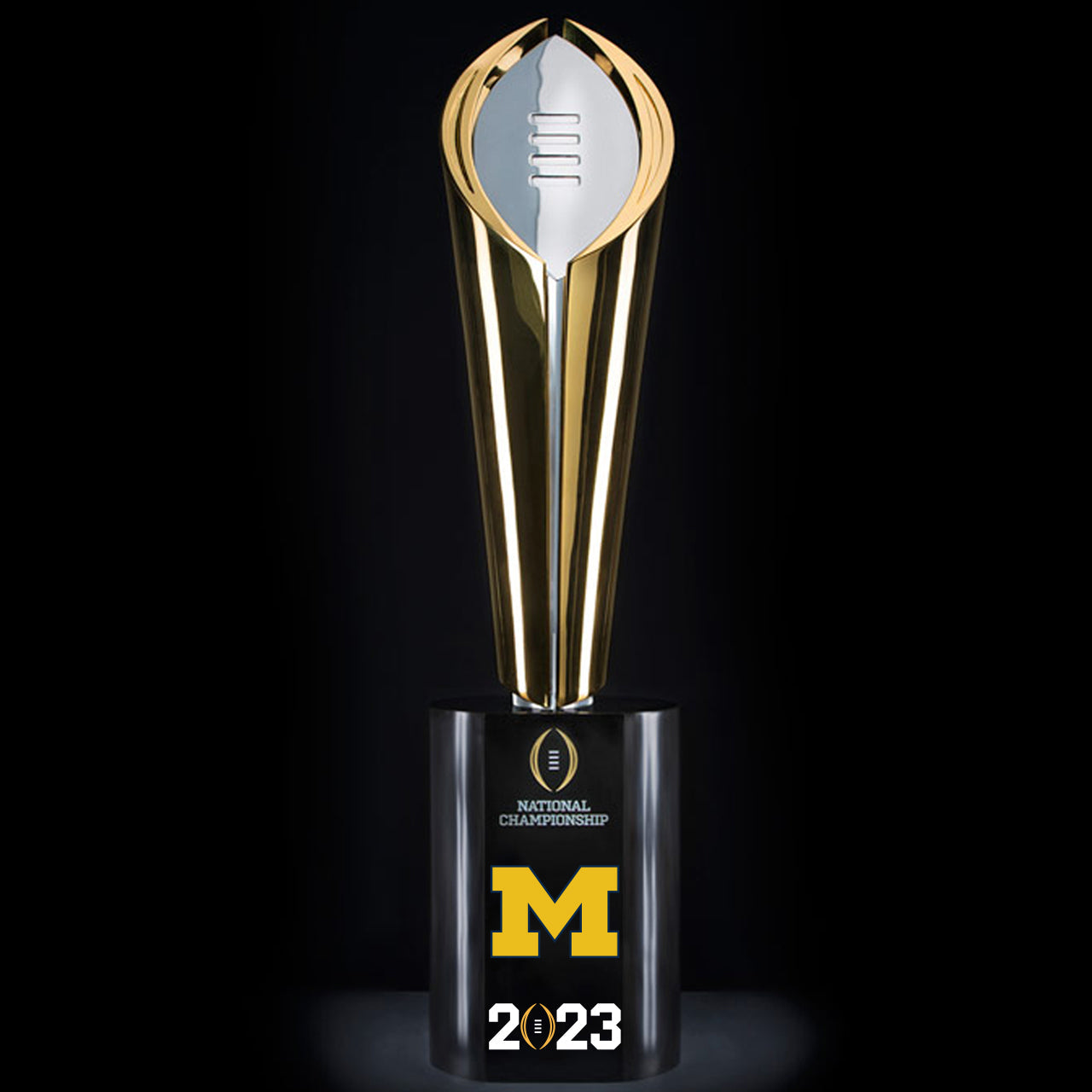 [NCAAF] 2023 Michigan Wolverines CFP National Championship Trophy Replica