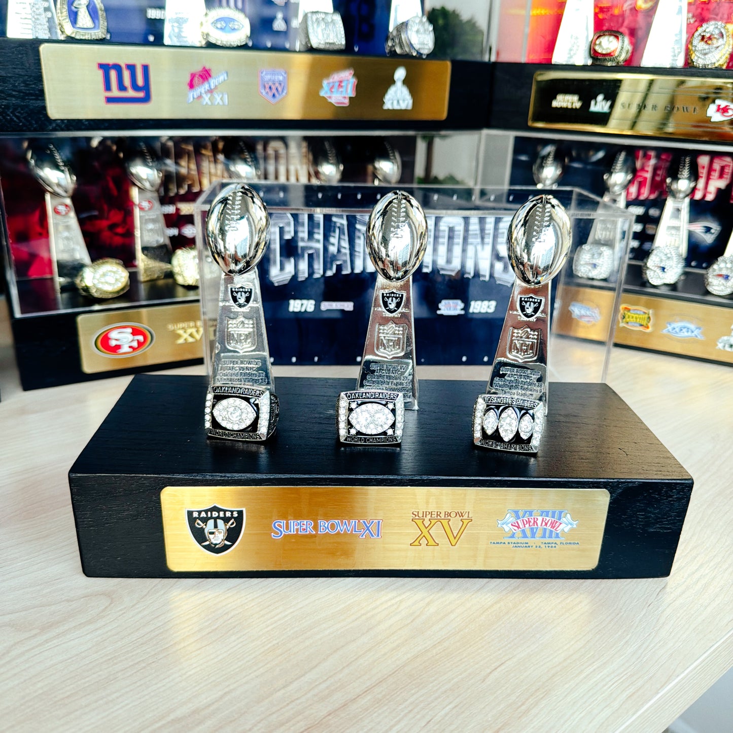 Oakland Raiders Super Bowl Championship Trophy Ring Display Case