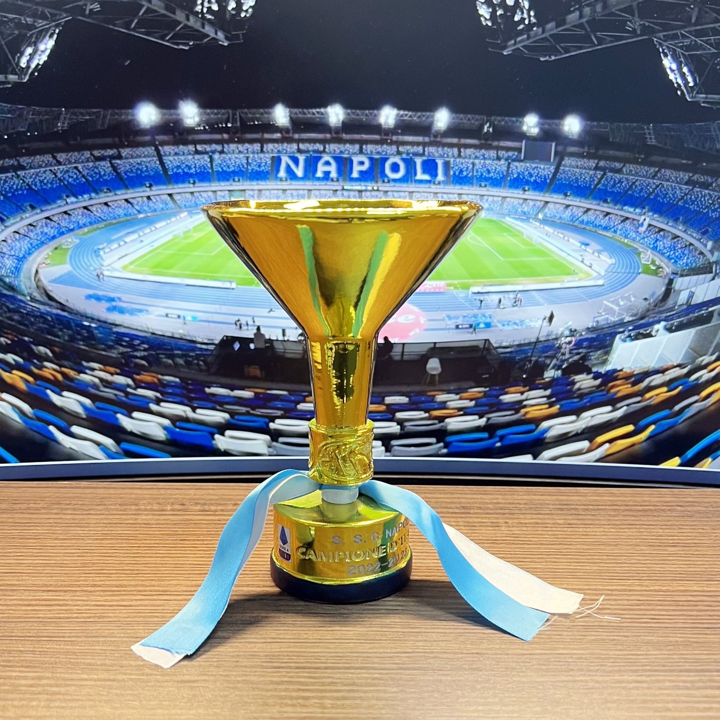 Italian Serie A The Scudetto Trophy(Indicate what ribbon you want)