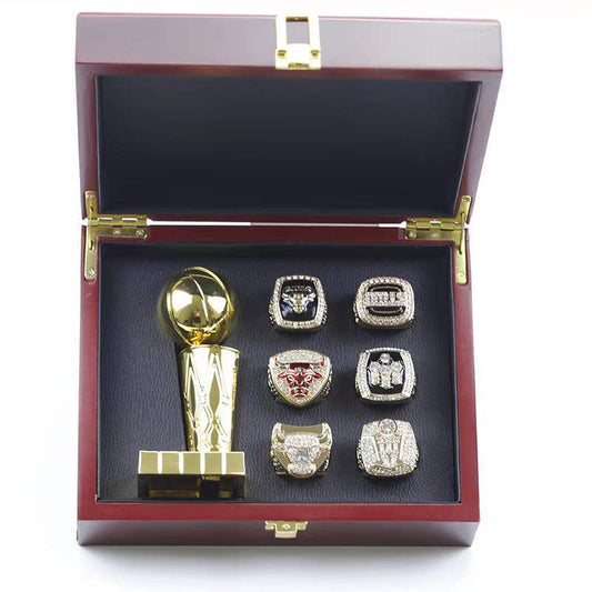 Chicago Bulls 6-year with trophy set