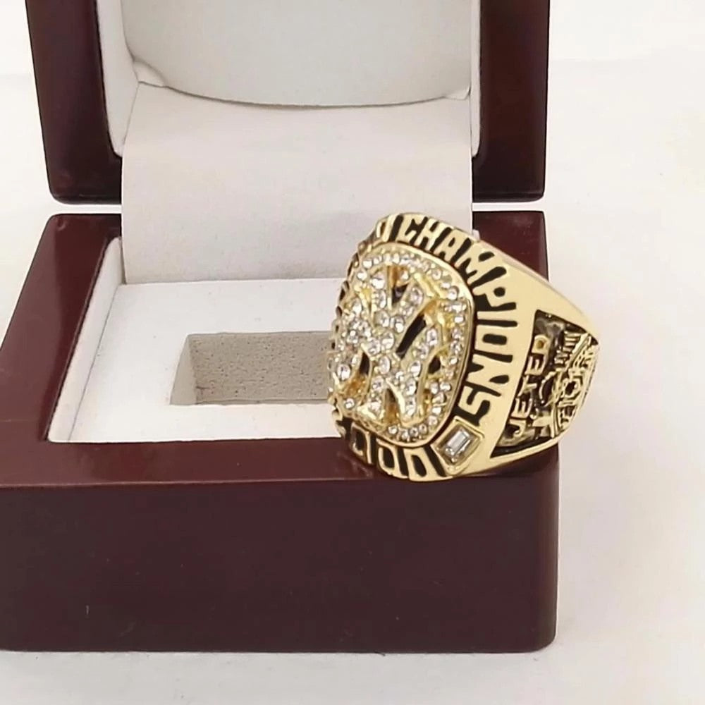 2000 New York Yankees World Series Championship Ring