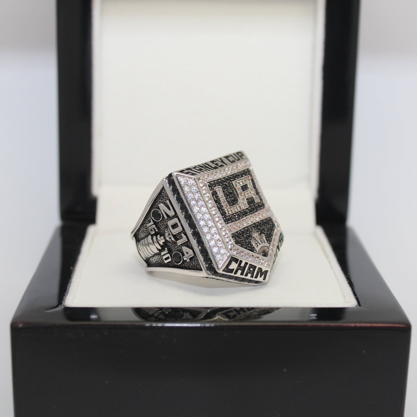 2014 Los Angeles Kings Stanley Cup Ring - Ultra Premium Series