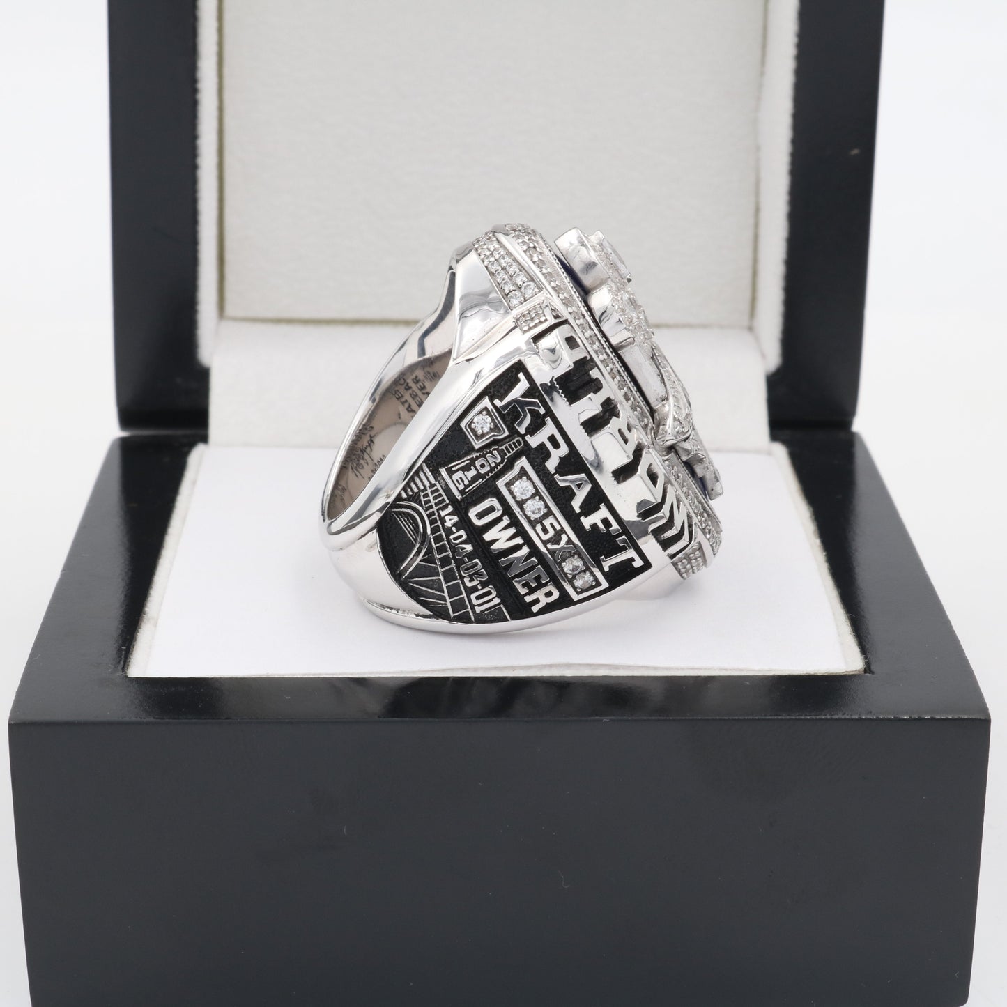 2016 New England Patriots Super Bowl Ring - Ultra Premium Series