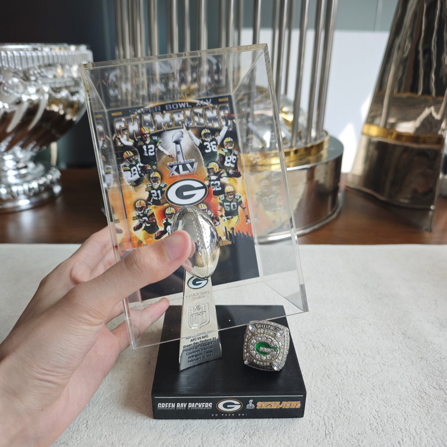 2011 Green Bay Packers Super Bowl XLV Championship Trophy Display Case