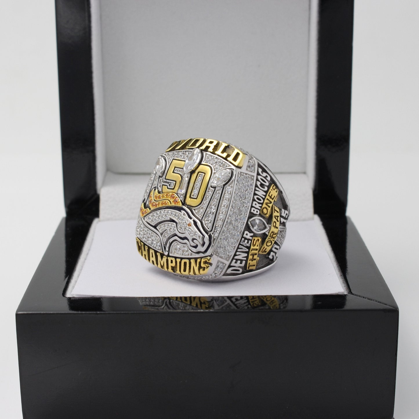 2015 Denver Broncos Super Bowl Ring - Ultra Premium Series