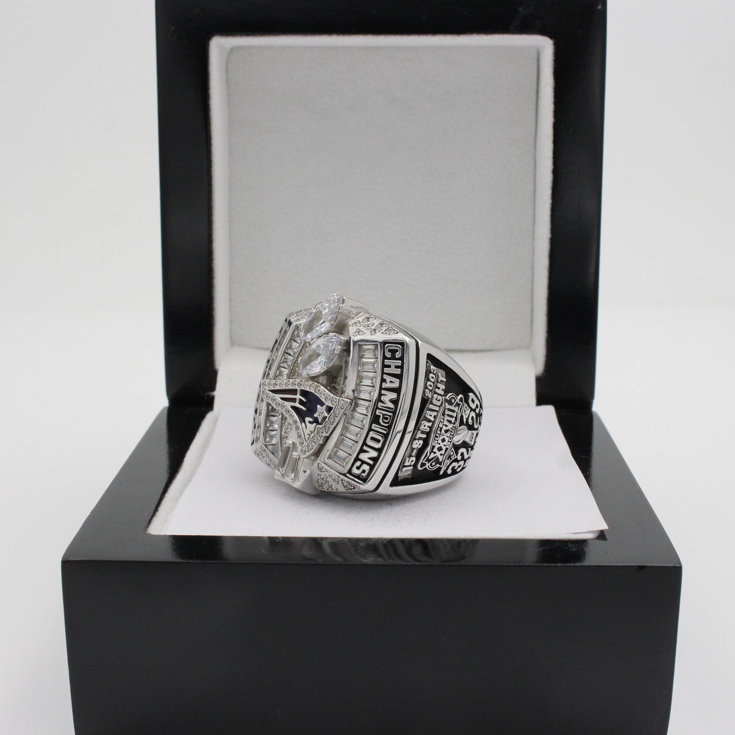 2003 New England Patriots Super Bowl Ring - Ultra Premium Series