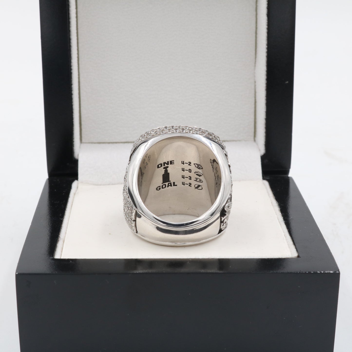 2015 Chicago Blackhawks Stanley Cup Ring - Ultra Premium Series