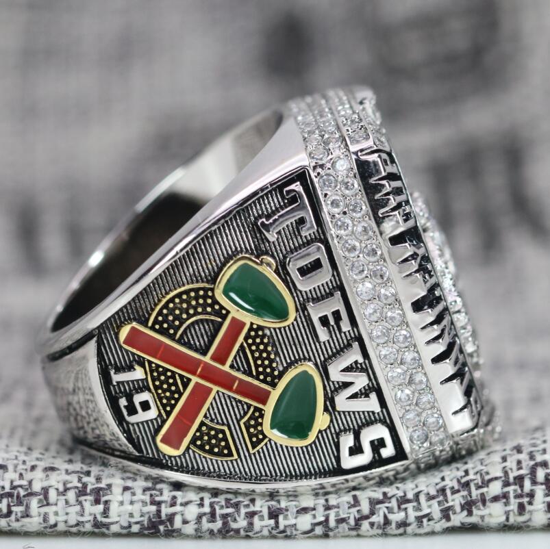 2010 Chicago Blackhawks Stanley Cup Ring