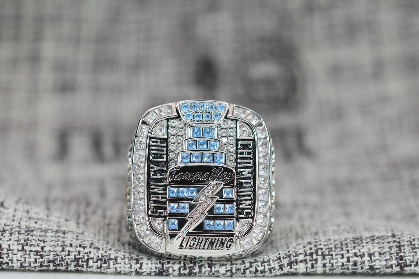 2004 Tampa Bay Lightning Stanley Cup Ring