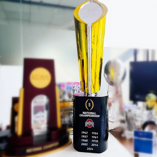 [NCAAF]Ohio State Buckeyes CFP National Championship Trophy