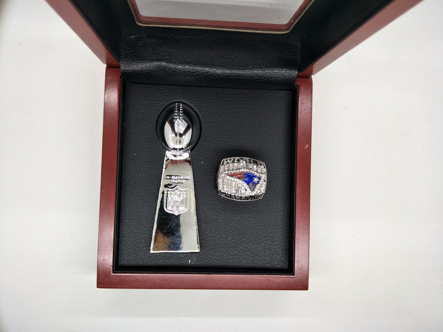 [NFL]2002 Vince Lombardi Trophy, Super Bowl 36, XXXVI New England Patriots