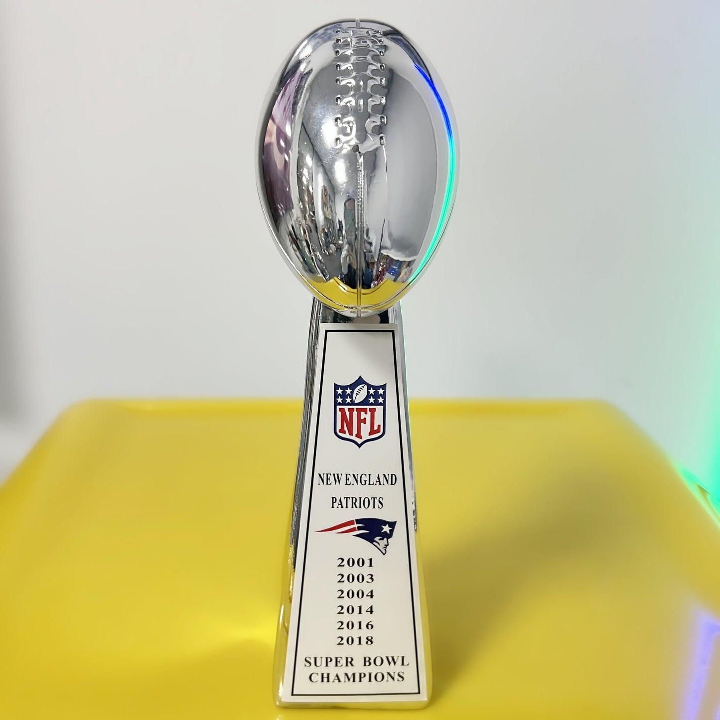 [NFL]New England Patriots,2018/2016/2014/2004/2003/2001 Vince Lombardi ,  Super Bowl Championship Trophy Resin Version