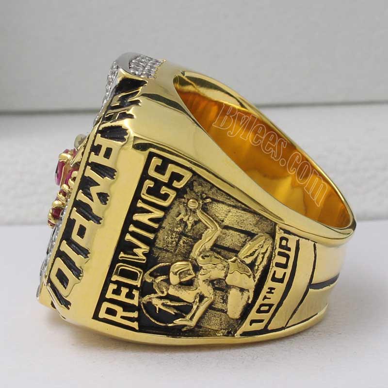 2002 Detroit Red Wings Stanley Cup Ring