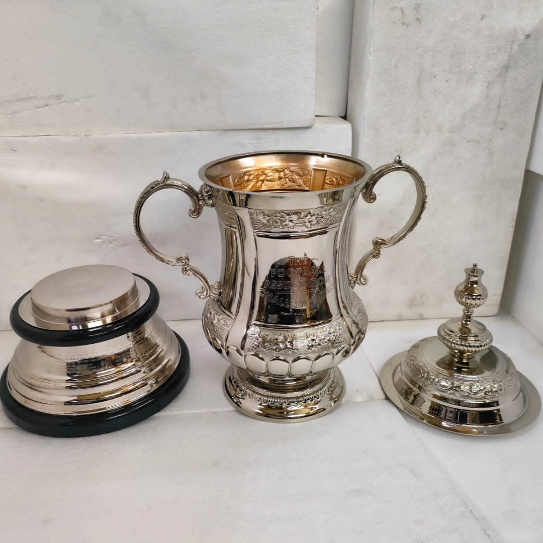 FA Cup Trophy(Indicate what ribbon you want)