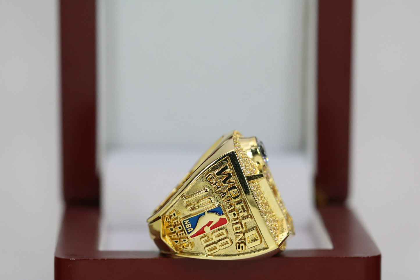 1998 Chicago Bulls Championship Ring