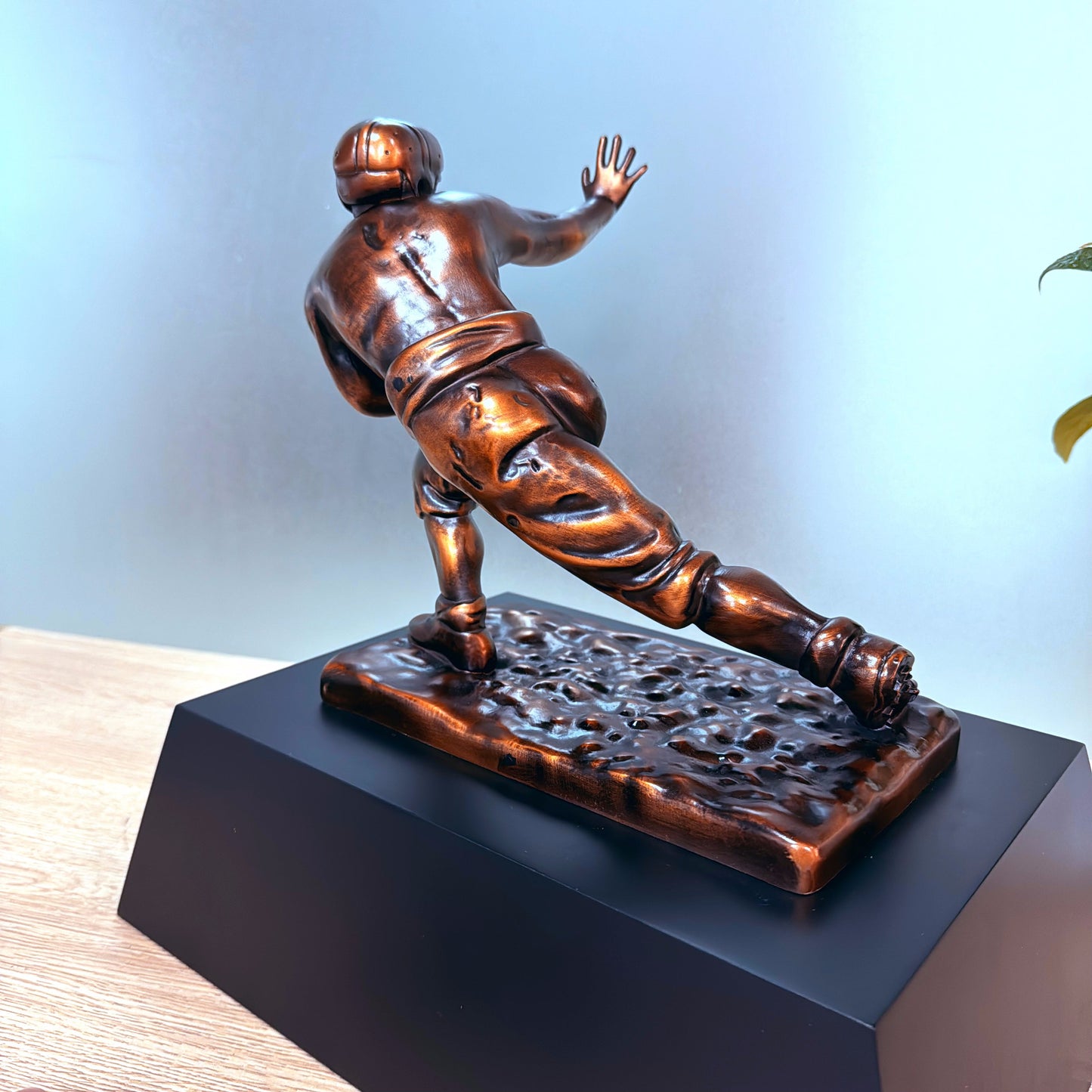 [Customized Version] NCAA Heisman Trophy Resin 2 Sizes