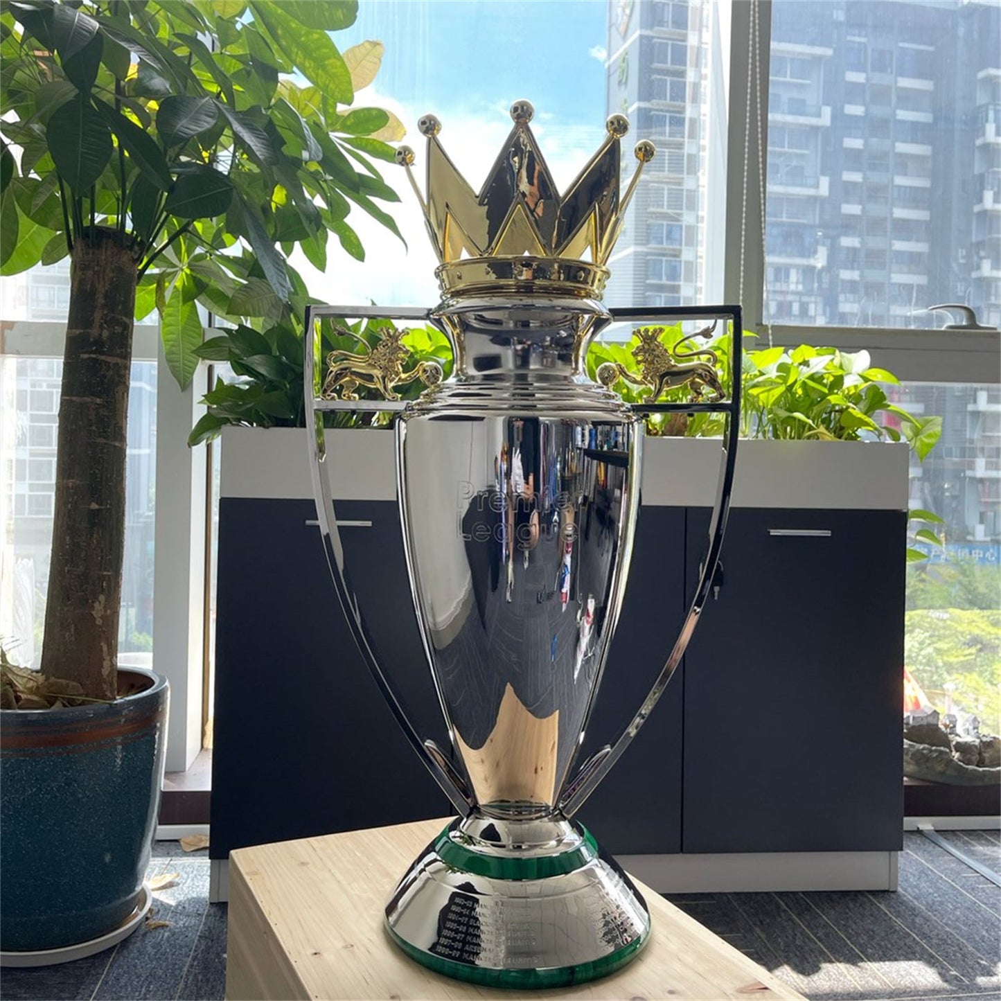 [Metal Version]Premier League Trophy (Indicate what ribbon you want)